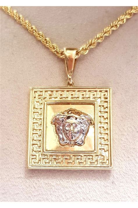 14 ayar versace kolye